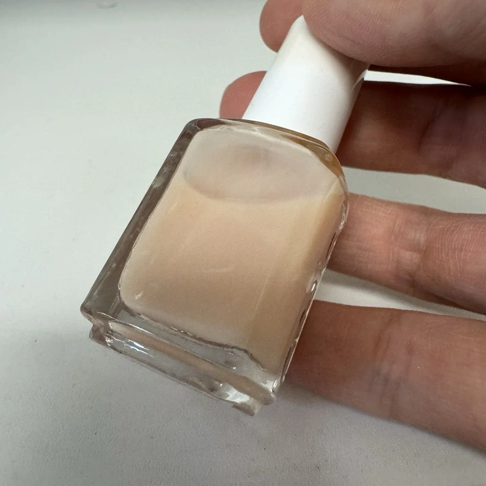 Essie Nail Polish Mademoiselle # 112‎ 0.46 Oz. New without box